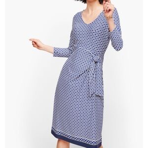Talbots Jersey Side-tie shift dress Size 1X Blue White Wrap-look Stretch Career